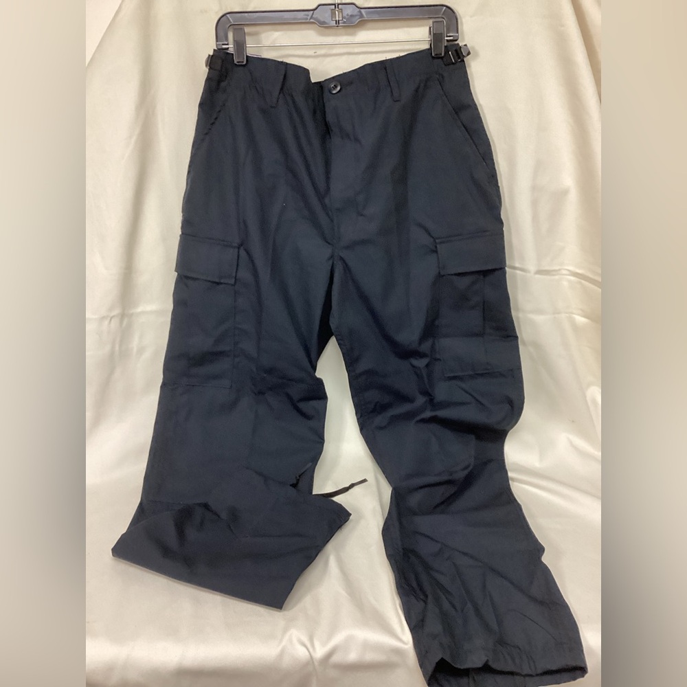Men's Black Cargo uniform Pants Sz MR
